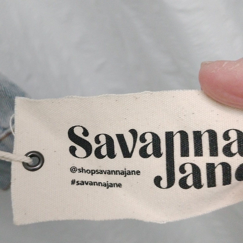 NWT Savannah Jane Embroidered Denim Jacket - Picture 7 of 8